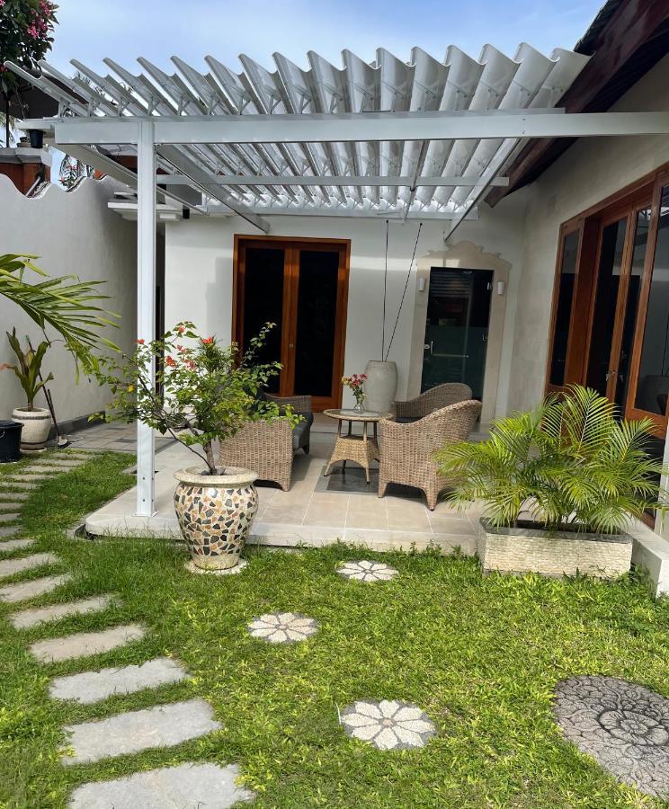 Villa Casa Shanti Deluxe ロヴィーナ エクステリア 写真