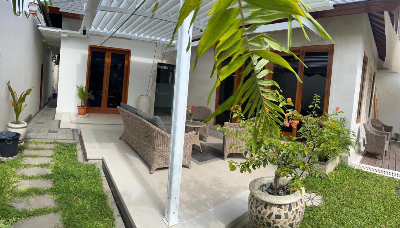 Villa Casa Shanti Deluxe ロヴィーナ エクステリア 写真