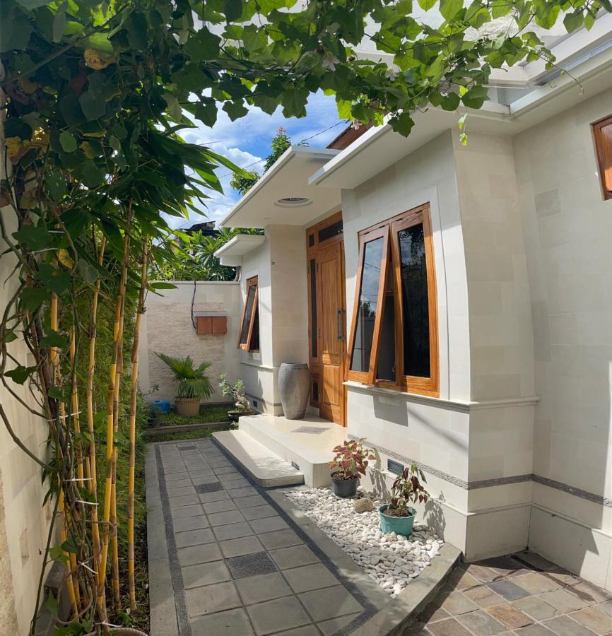 Villa Casa Shanti Deluxe ロヴィーナ エクステリア 写真